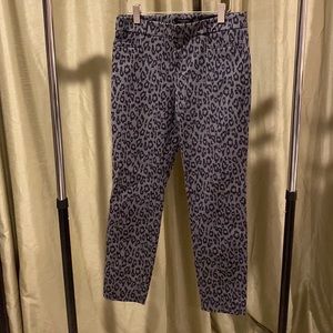 Banana Republic Sloan pants. Leopard print. Size 6L